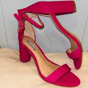 INC International Concepts block heels